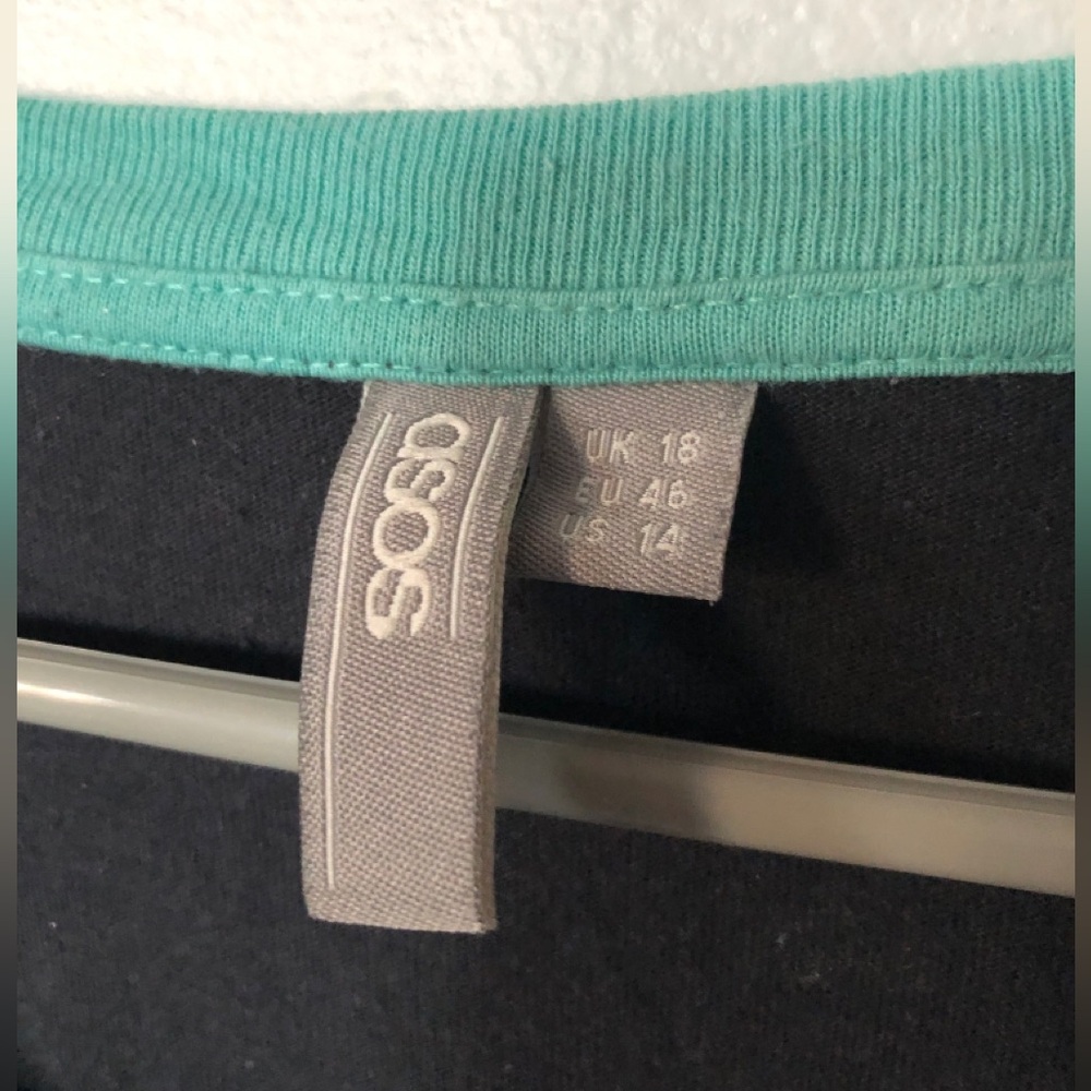 ASOS Color Block Tee Size 14 - Picture 2 of 4